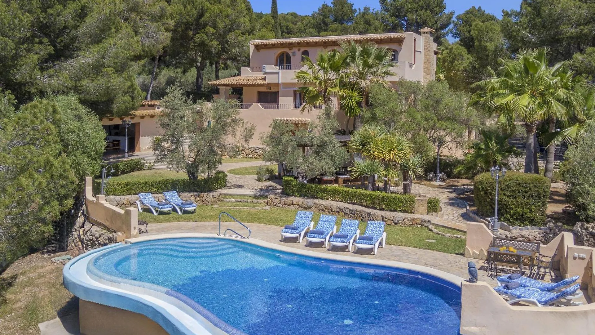 Villa Silverbell Портас Ноус